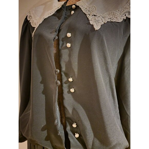 Vintage Lisa II  80s Black Knee-High Dress with White Lace Collar Size 14 - Picture 12 of 16